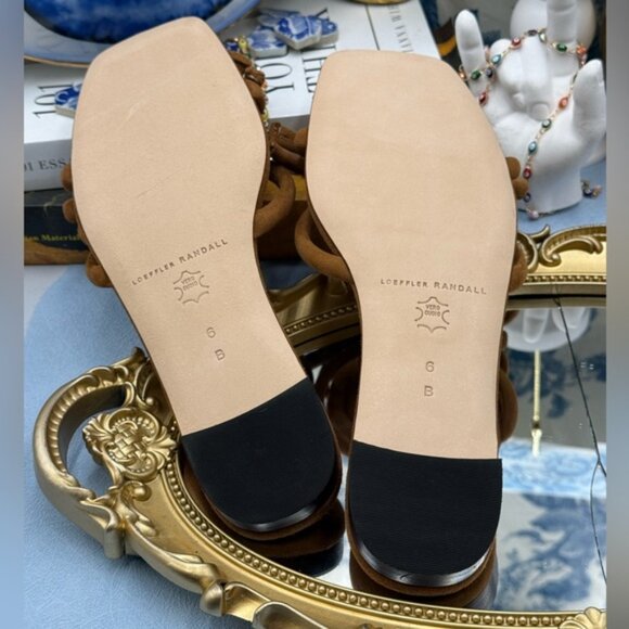 🆕 LOEFFLER RANDALL 🧿 NWOB Hadley Suede Bow Flat Sandals, Cacao - Sz 6 B - Picture 14 of 14